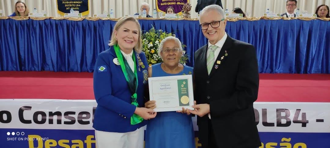 2d359d68e94586315f4f6e254ab7545d