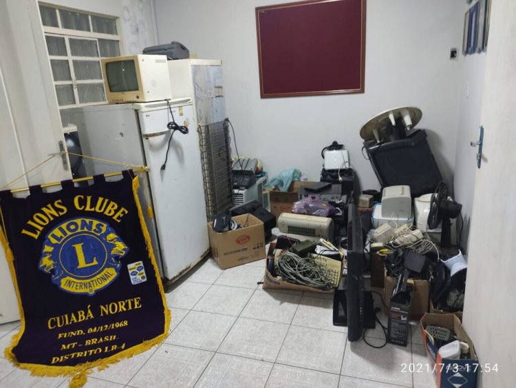 Campanha Local de Entrega Voluntaria de EletÔnicos (LEVE)