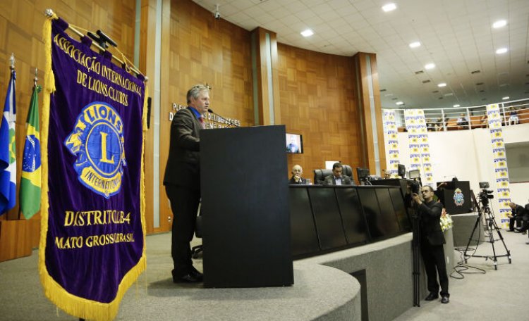 ALMT concede moções de aplausos a membros do Lions Clube de Mato Grosso
