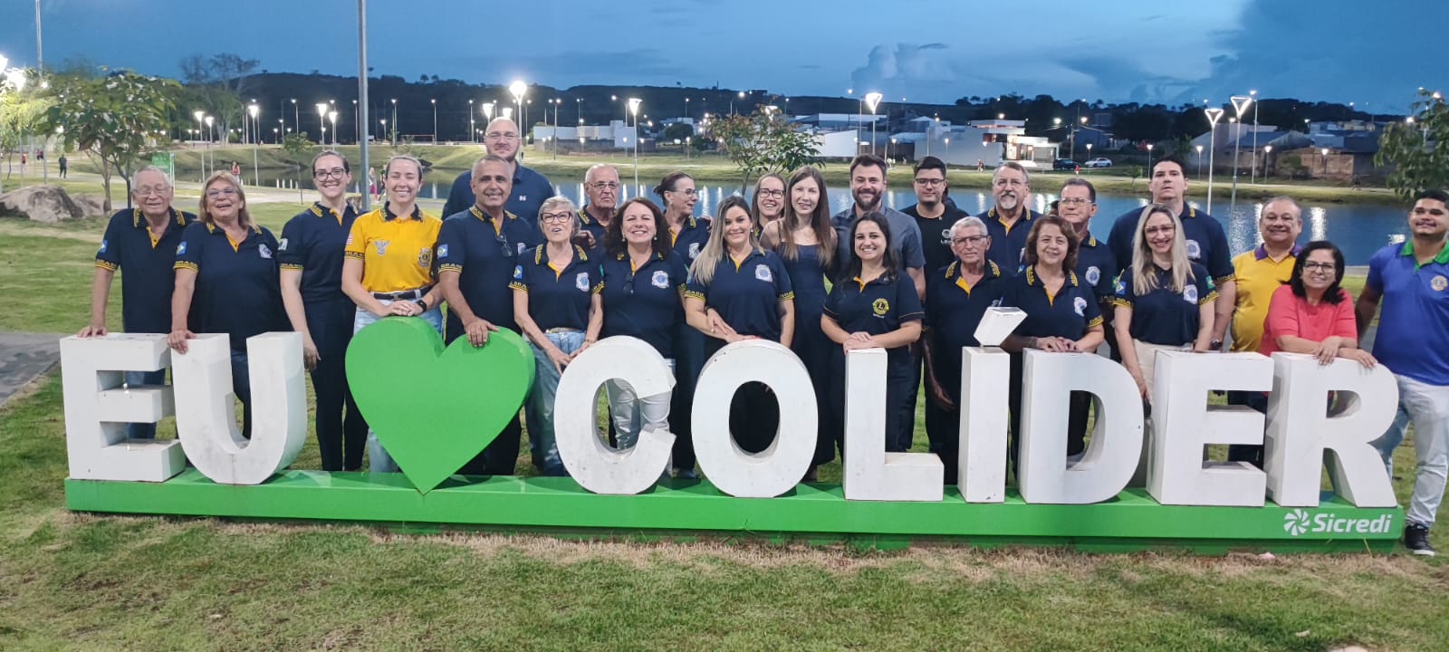 Governadora Cíntia Godrim visita o Lions e Léo Clube Colíder