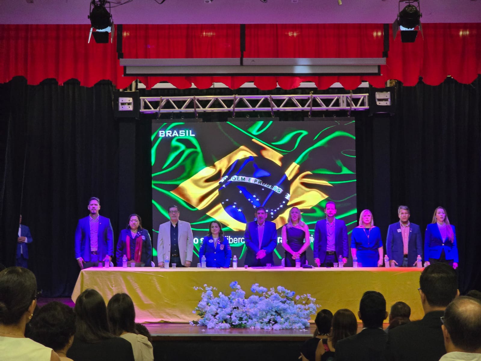 Sessão Solene com entrega de honrarias marca abertura de Convenção Distrital do Lions em Tangará da Serra