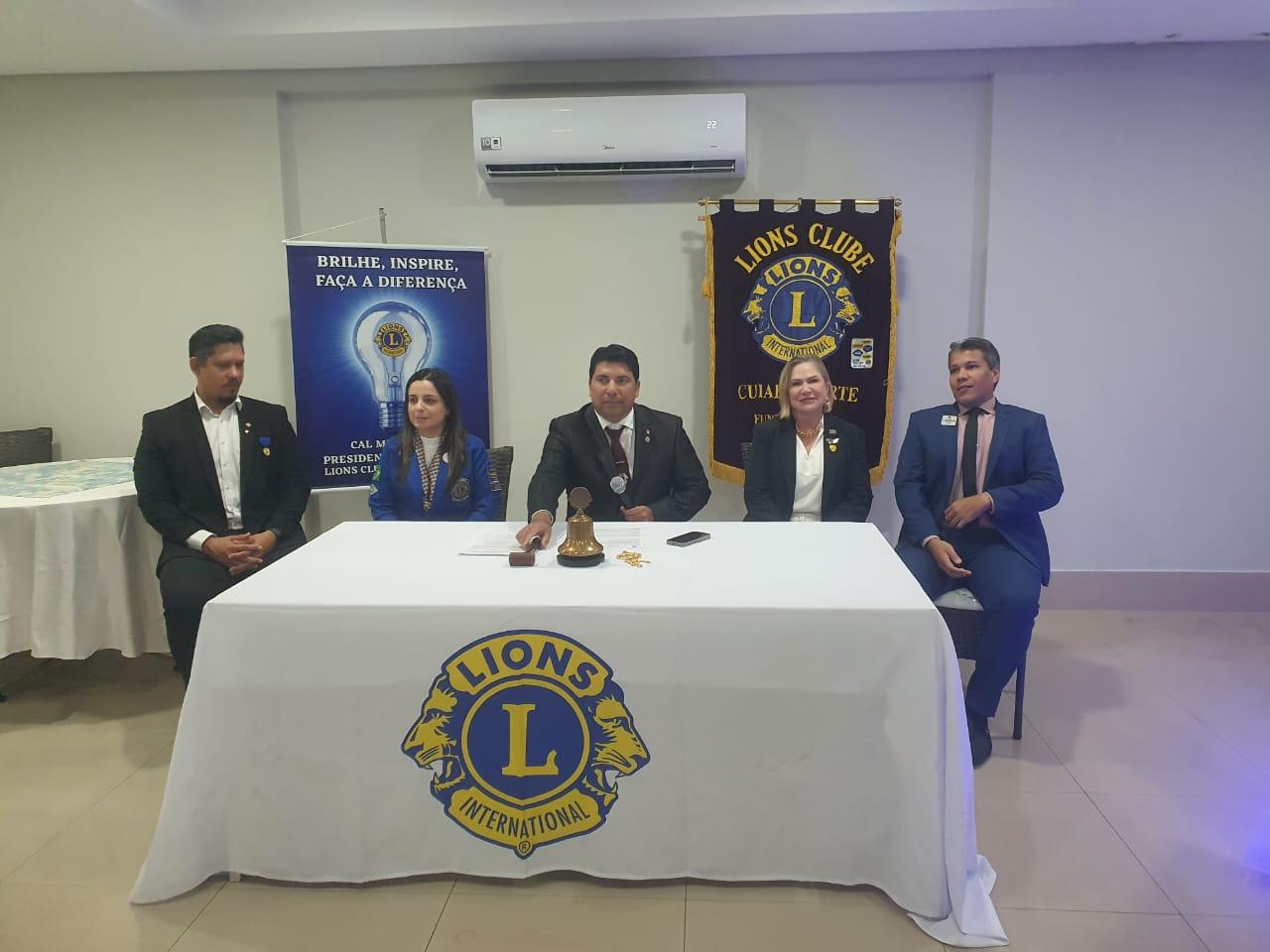Governadora Cintia prestigia posse da nova diretoria do Lions Clube Cuiabá Norte