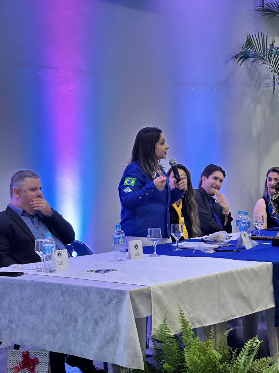 Governadora Cintia iniciou em Nova Mutum sua jornada de visitas aos Clubes do Distrito LB-4