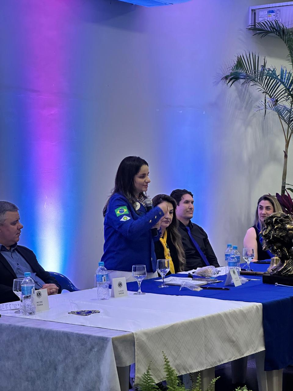 Governadora Cintia iniciou em Nova Mutum sua jornada de visitas aos Clubes do Distrito LB-4