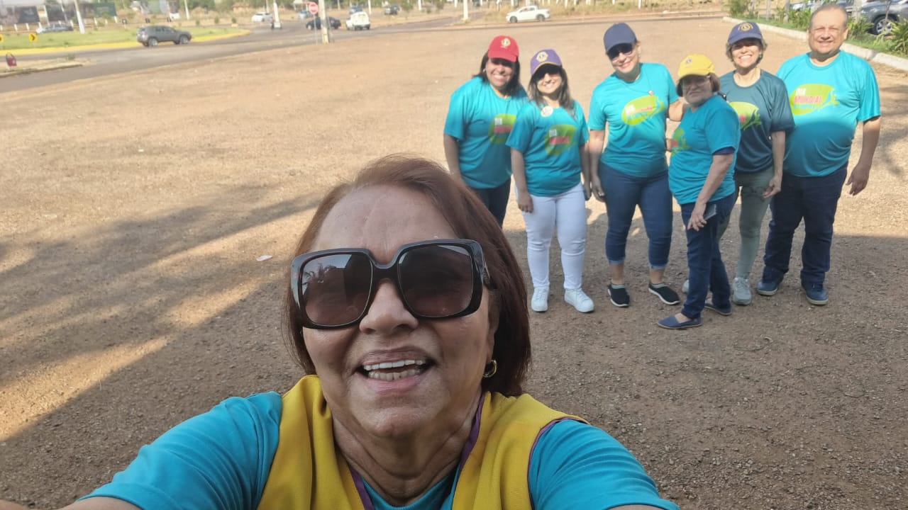 DG Cintia realiza visita oficial ao Lions Clube de Rondonópolis