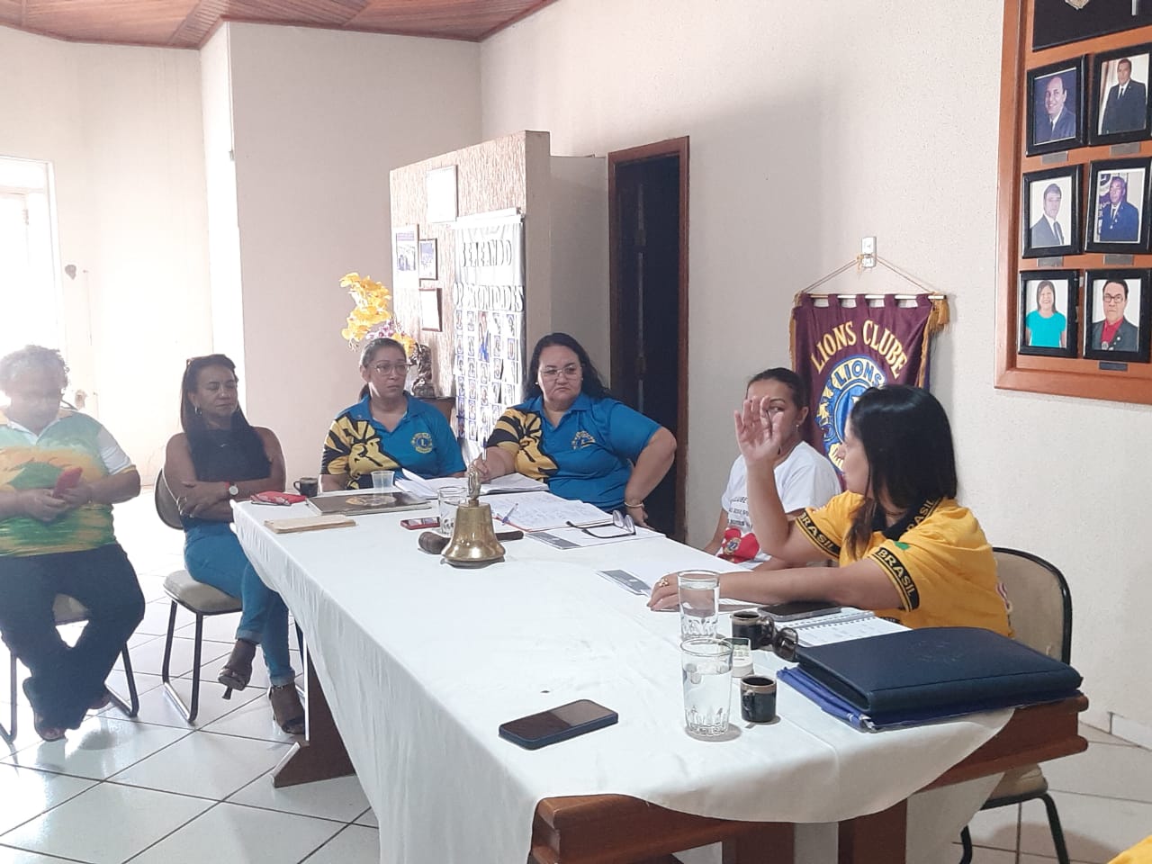 DG Cintia visita Lions São José Operário e participa de encontro de região do Leo Clube