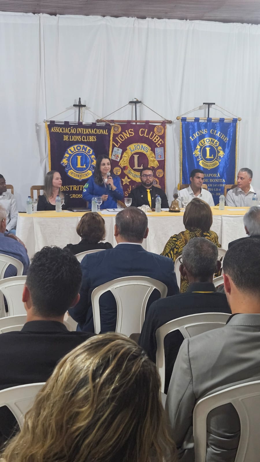 DG Cintia visitou o Lions Clube Juína e ouviu boas notícias durante o encontro