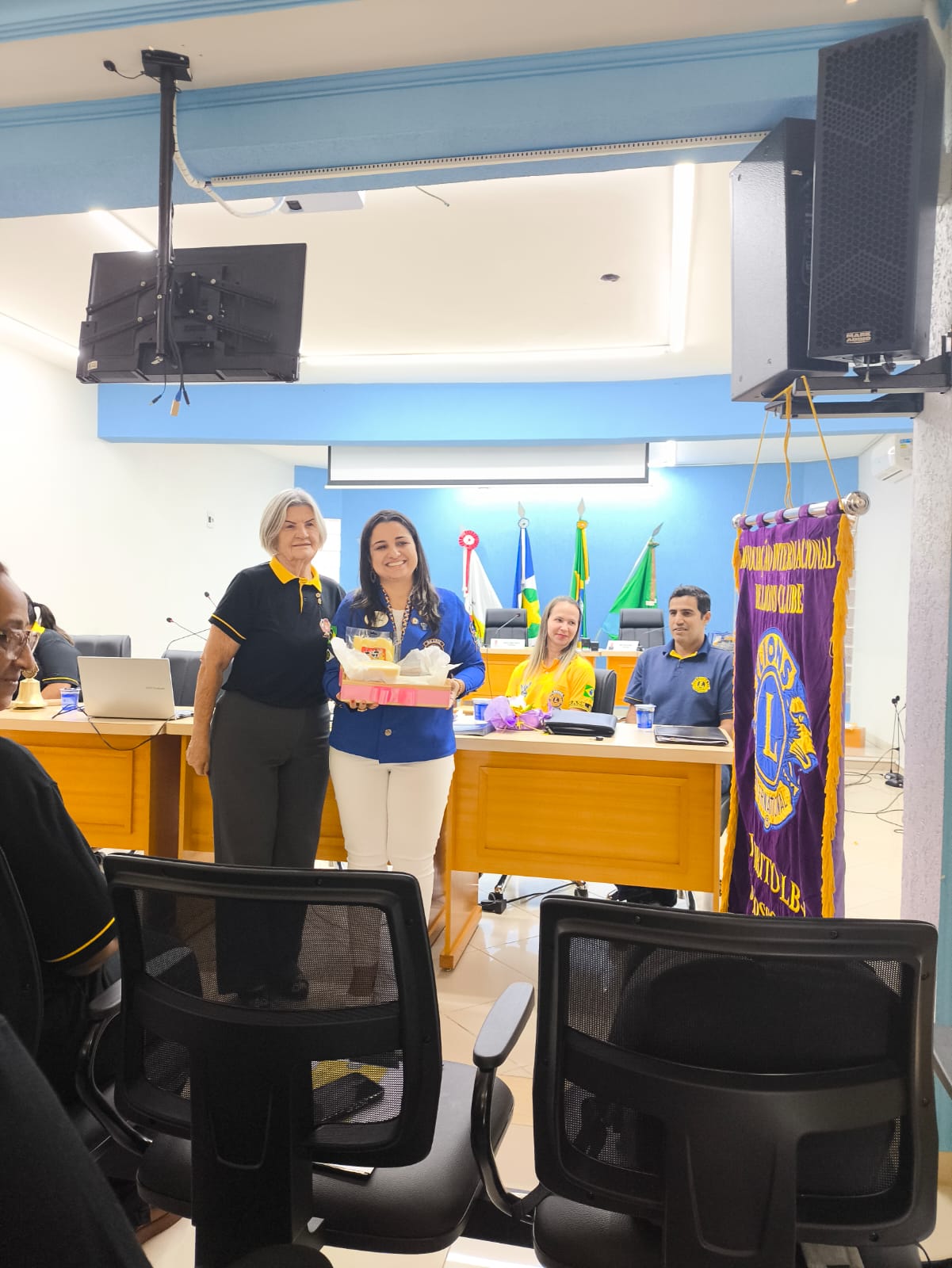 Novo clube do Distrito LB-4 inicia trajetória com entusiasmo e forte espírito de serviço