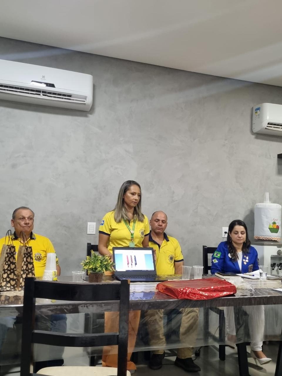 Governadora visita o Lions Clube São José dos Quatro Marcos