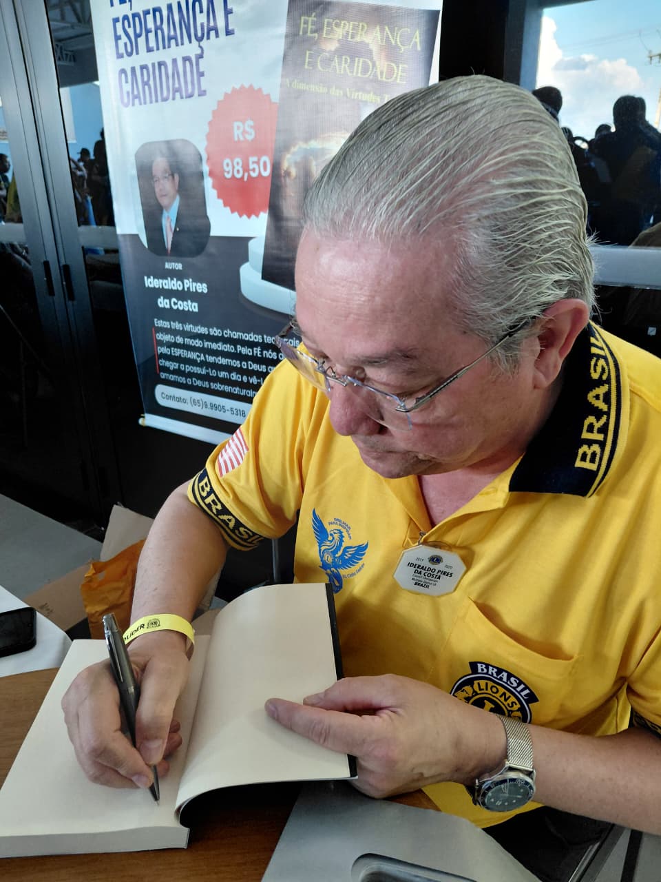 PPC Ideraldo Pires da Costa lança novo livro durante II RCD em Colíder