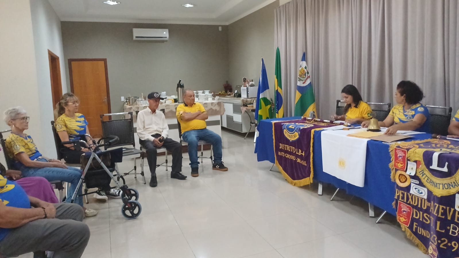 Governadora visita o Lions Clube Peixoto de Azevedo