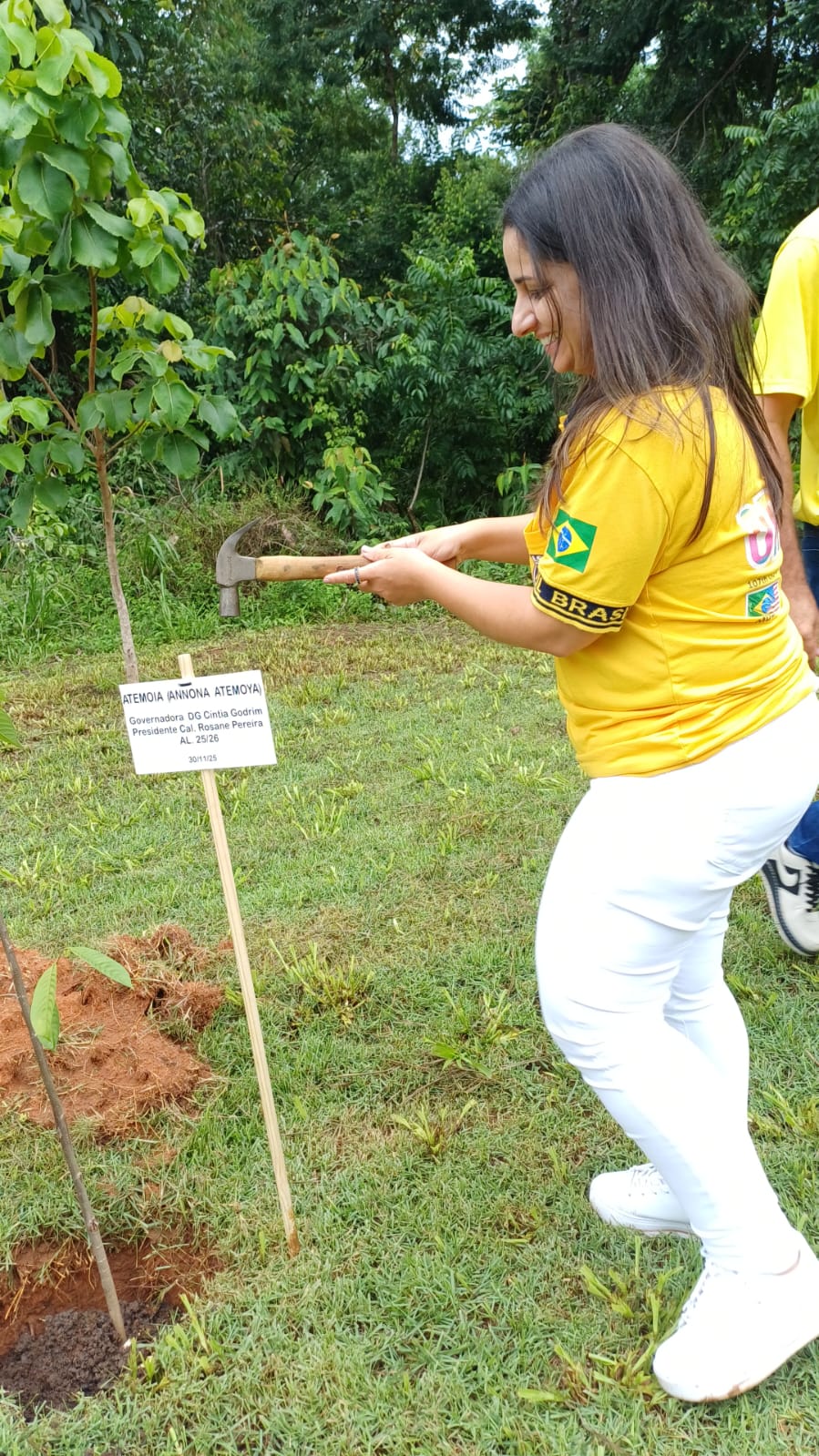 Governadora visita Lions e LEO Clube Alta Floresta