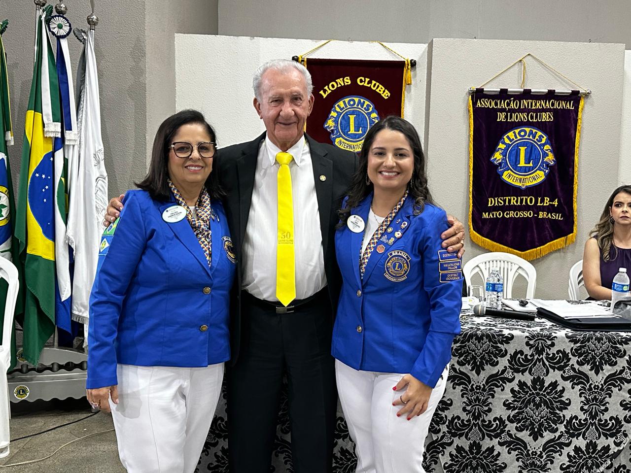 Governadora Cíntia Godrim realiza visita oficial ao Lions e Leo Clube Sorriso