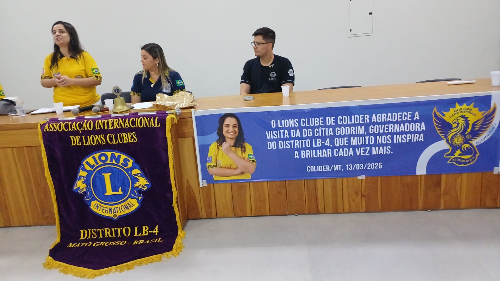 Governadora Cíntia Godrim visita o Lions e Léo Clube Colíder
