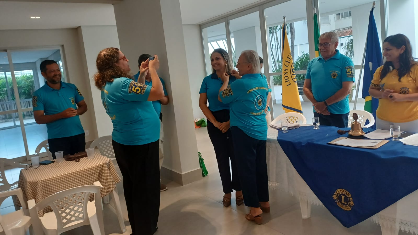 Governadora Cintia prestigia reunião do Cuiabá Norte