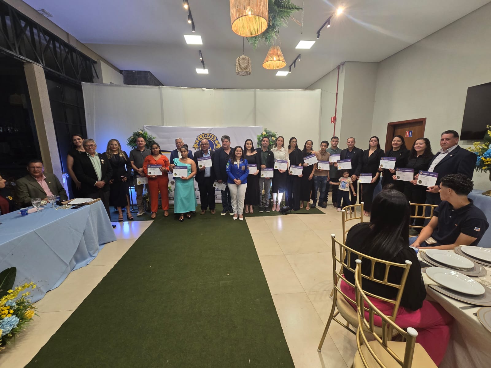 DIA 18 DE ABRIL : Arenápolis passa a integrar rede global do Lions com fundação de novo clube de serviço