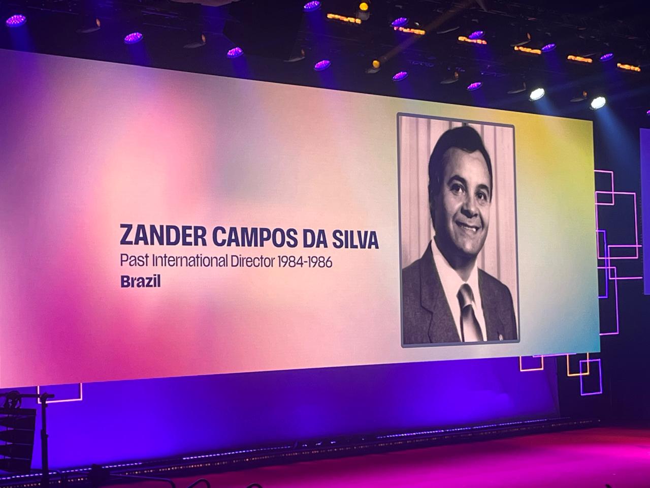 Distrito LB-4 foi destaque na plenária de sábado da Convenção Internacional
