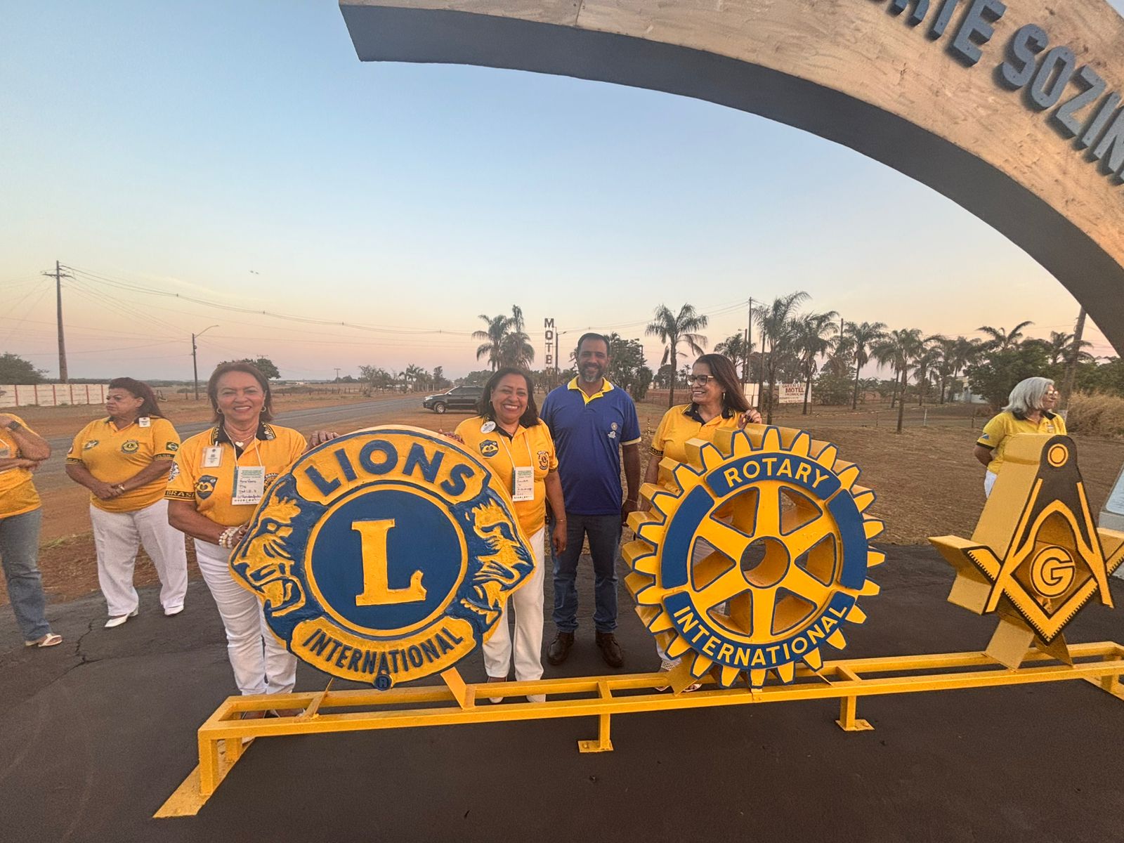 Governadora Francileide lidera caravana do LB-4 na primeira RCG em Tupaciguara Minas Gerais