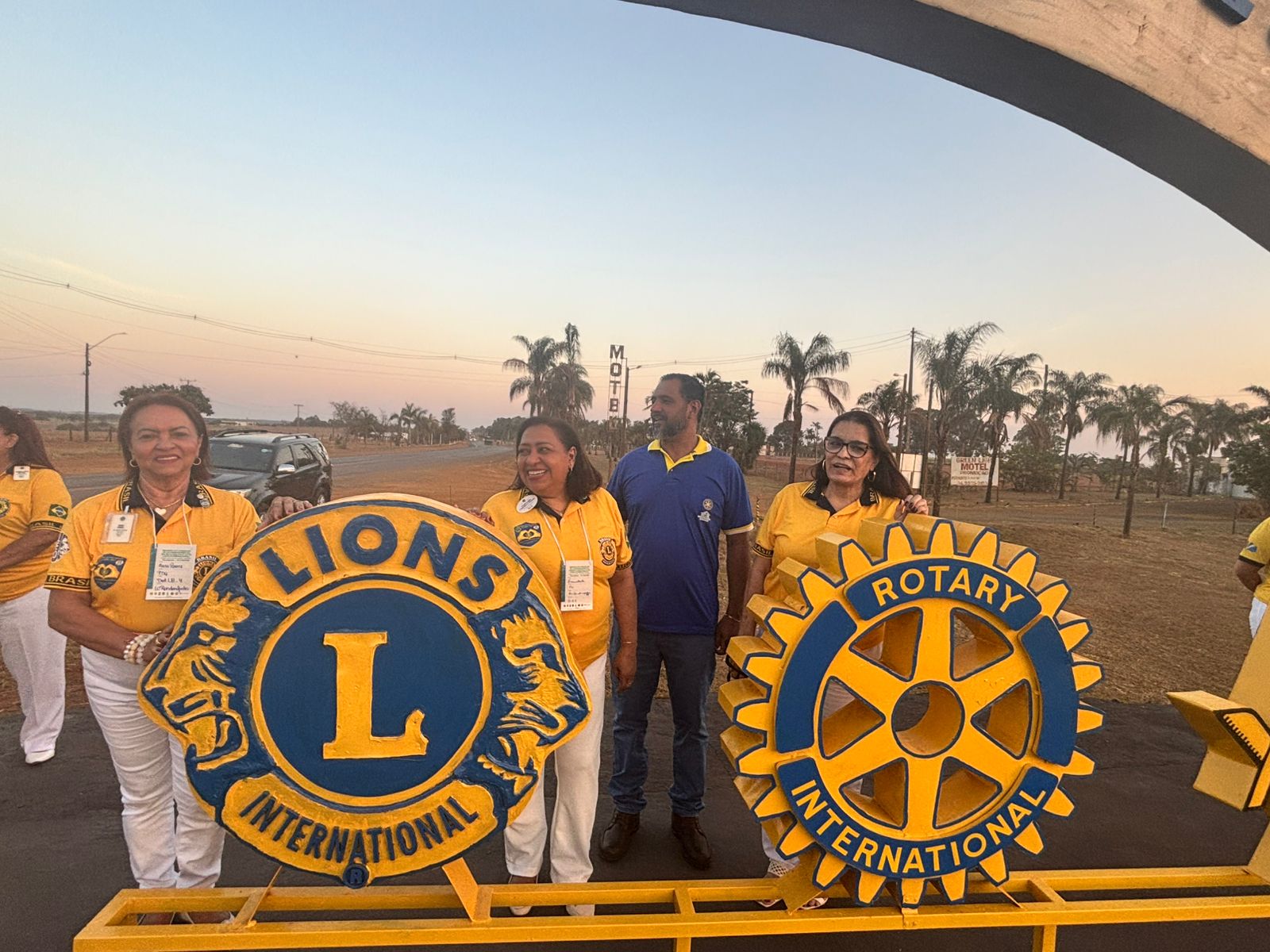 Governadora Francileide lidera caravana do LB-4 na primeira RCG em Tupaciguara Minas Gerais