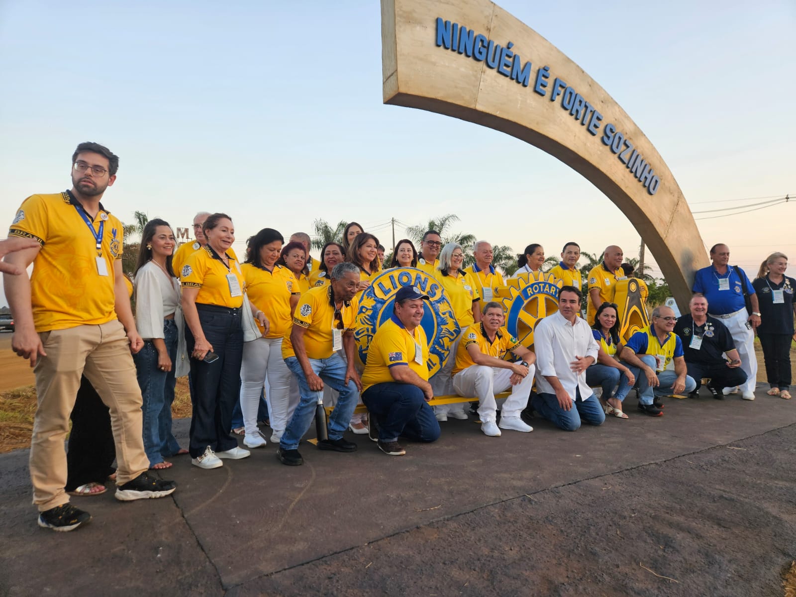 Governadora Francileide lidera caravana do LB-4 na primeira RCG em Tupaciguara Minas Gerais