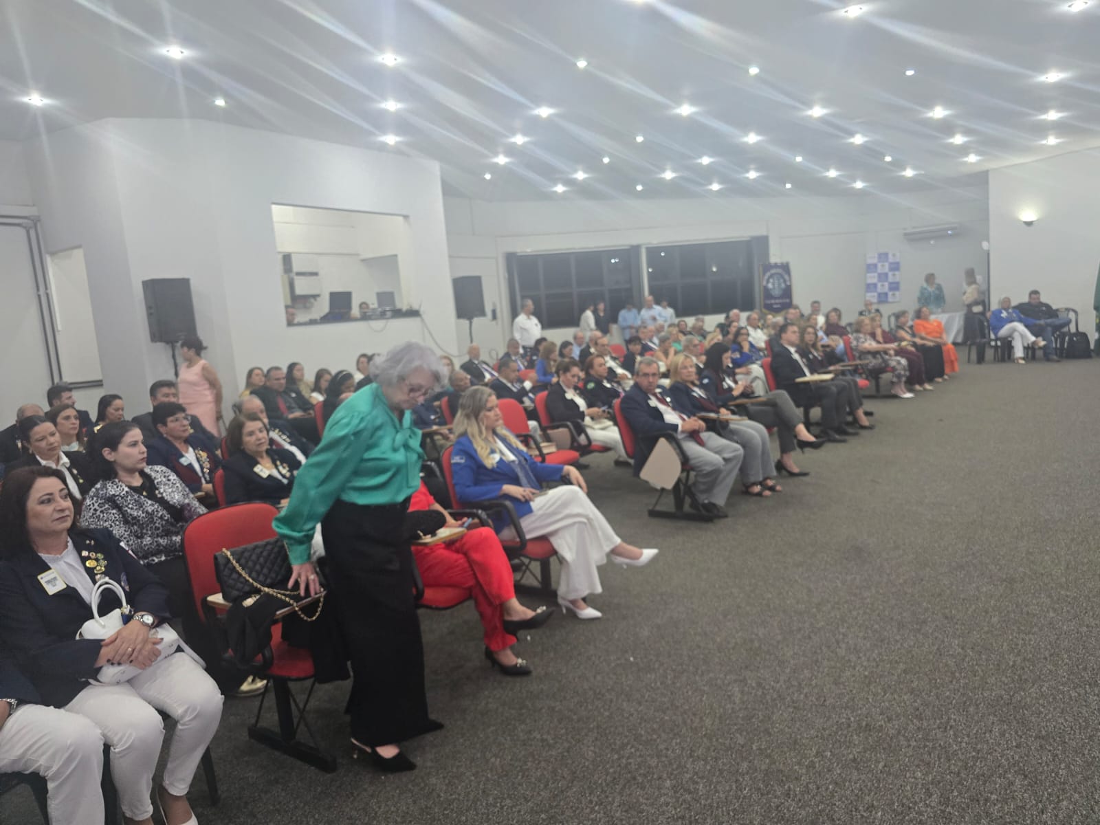 Governadora Francileide lidera caravana do LB-4 na primeira RCG em Tupaciguara Minas Gerais