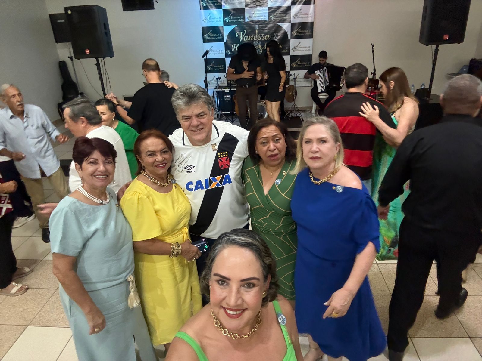 Governadora Francileide lidera caravana do LB-4 na primeira RCG em Tupaciguara Minas Gerais