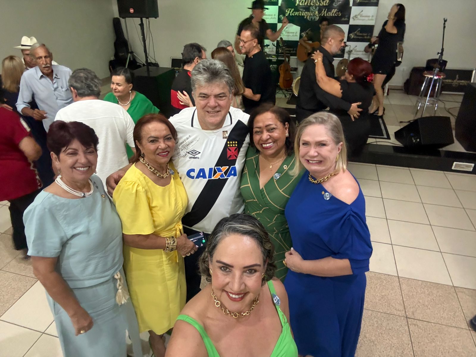 Governadora Francileide lidera caravana do LB-4 na primeira RCG em Tupaciguara Minas Gerais