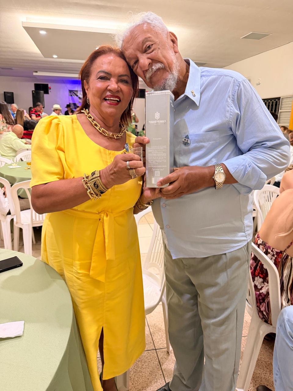 Governadora Francileide lidera caravana do LB-4 na primeira RCG em Tupaciguara Minas Gerais