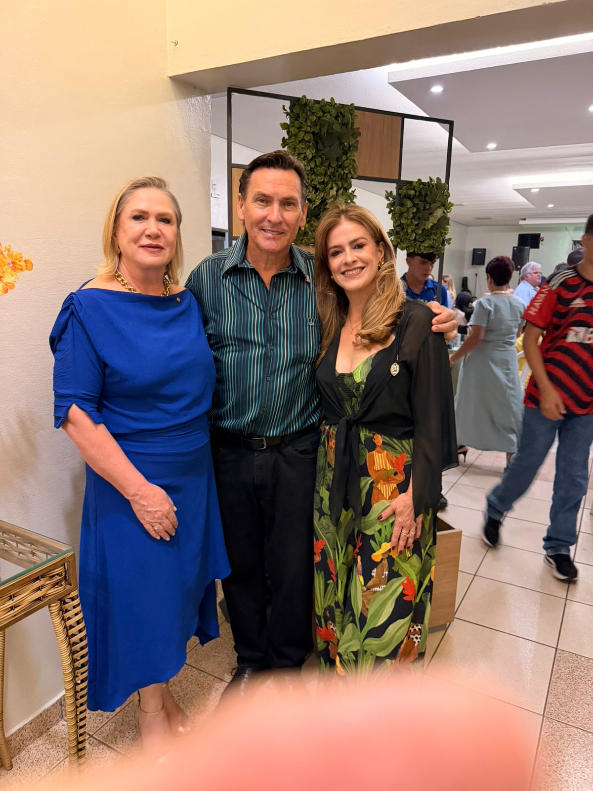 Governadora Francileide lidera caravana do LB-4 na primeira RCG em Tupaciguara Minas Gerais