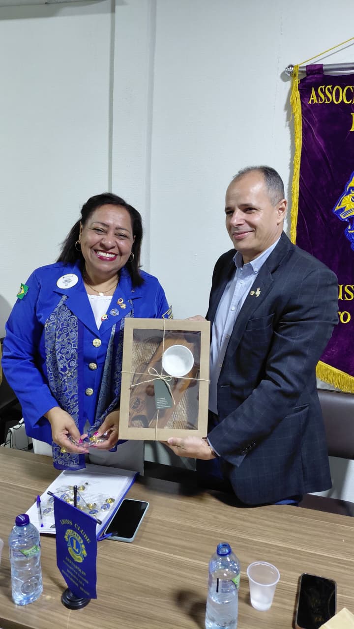 Governadora do Distrito LB-4 visita Lions Clube de Arenápolis e inicia agenda na Divisão 2A