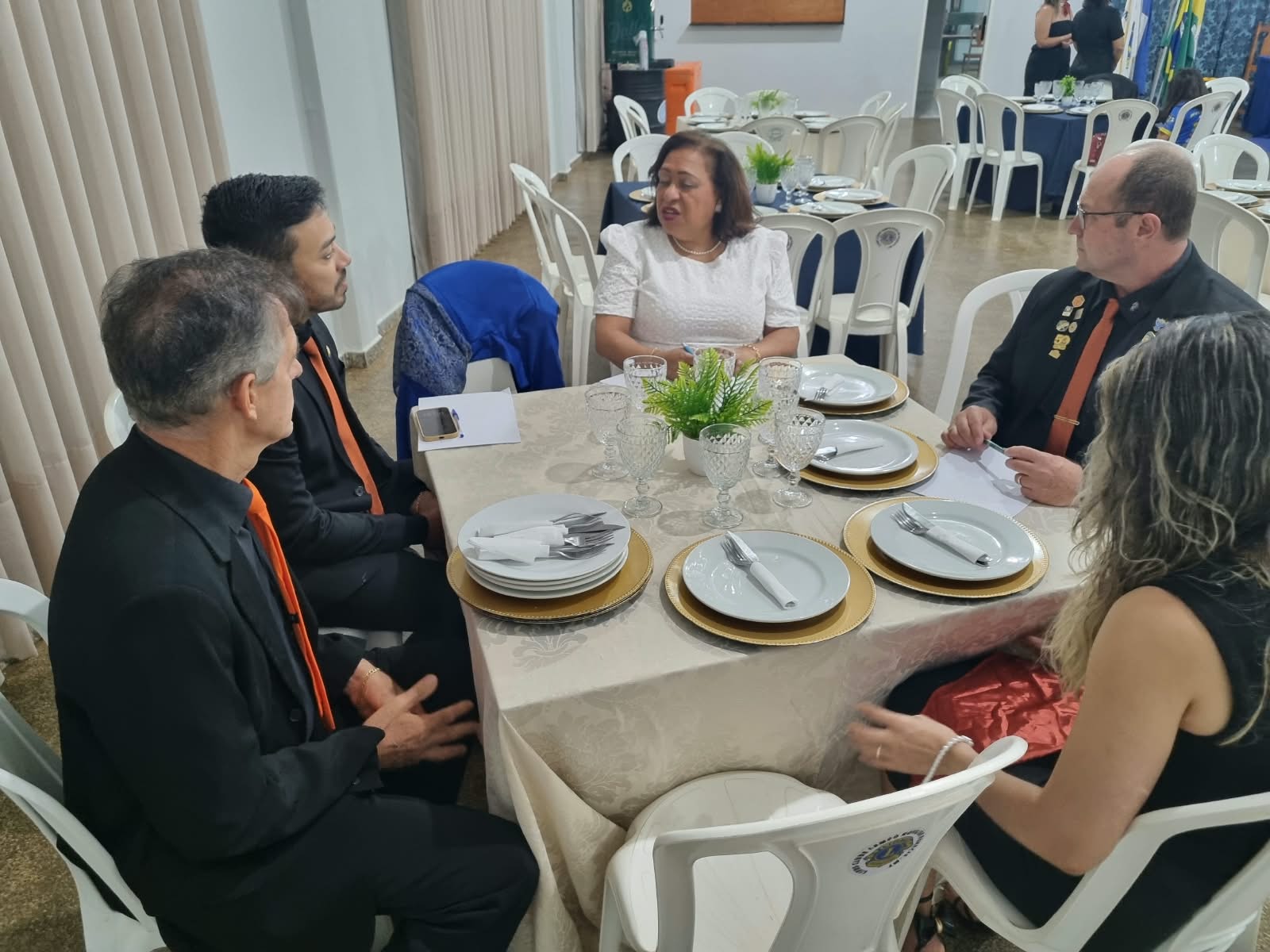 Governadora Francileide visita Campo Novo do Parecis