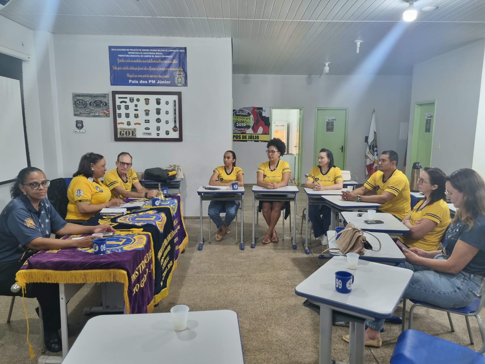 Governadora Francileide visita Lions Clube Campos de Júlio