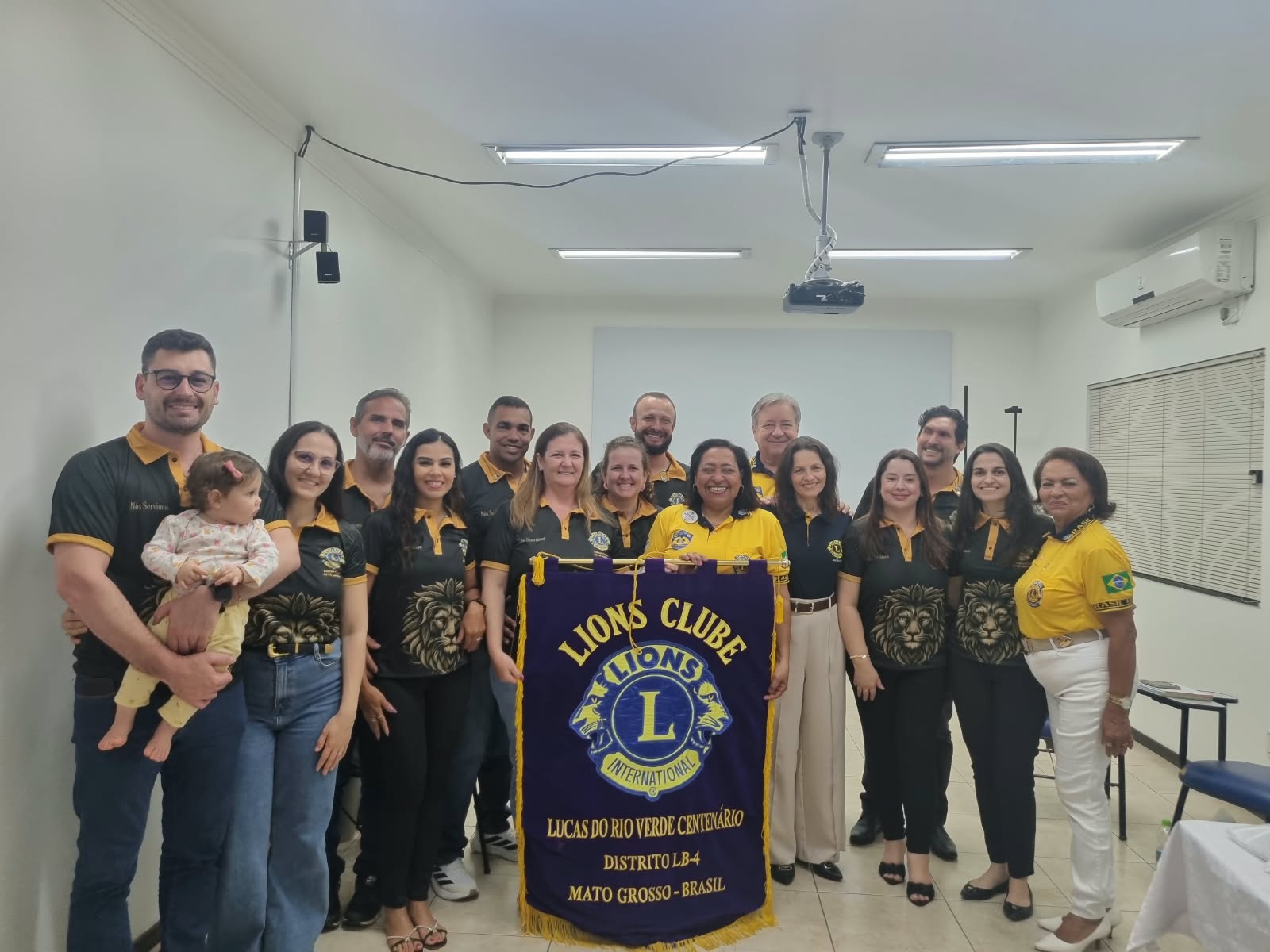 Governadora do Lions visitou o Lions Clube de Lucas do Rio Verde
