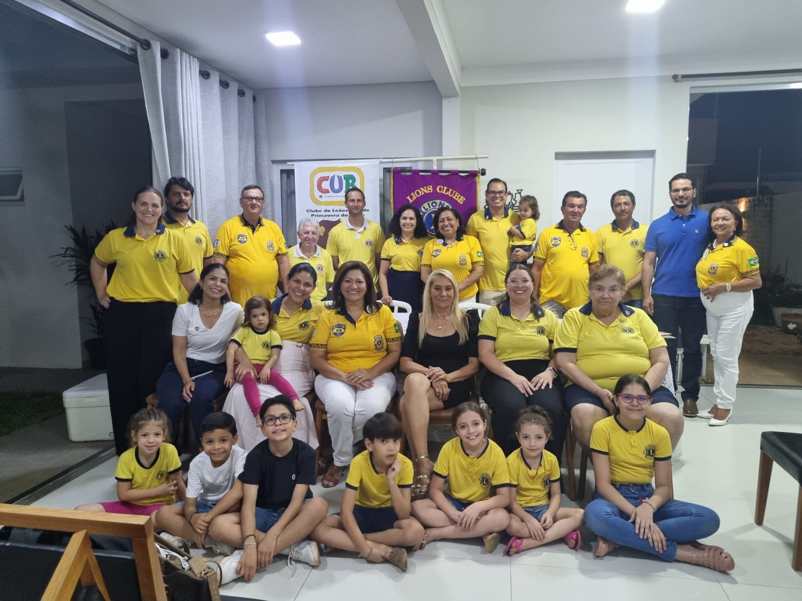 Governadora Francileide realizou visita oficial ao Lions Clube de Primavera do Leste
