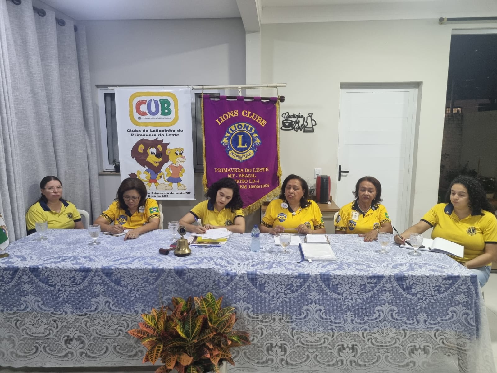 Governadora Francileide realizou visita oficial ao Lions Clube de Primavera do Leste